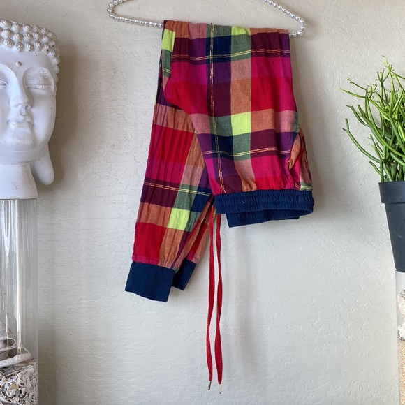 Plaid PJ bottoms w pockets - Picture 1 of 3